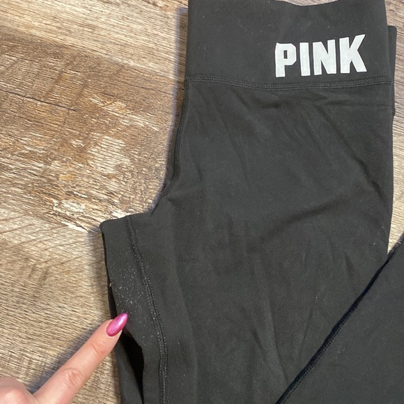 Victoria’s Secret pink yoga leggings black S - Picture 2 of 3